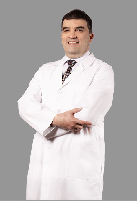 Dr. Julio Recalde