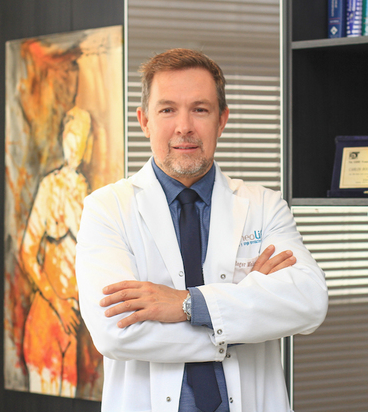 Dr. Roger Molinas