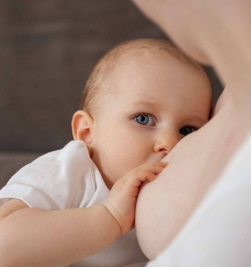 Lactancia materna y la crisis de los 3 meses en el bebé 